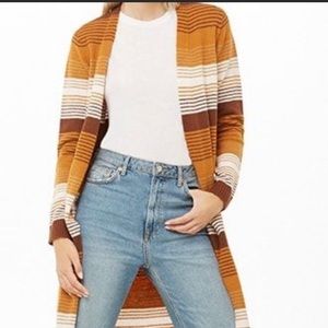 ⭐️Forever 21 long sweater⭐️